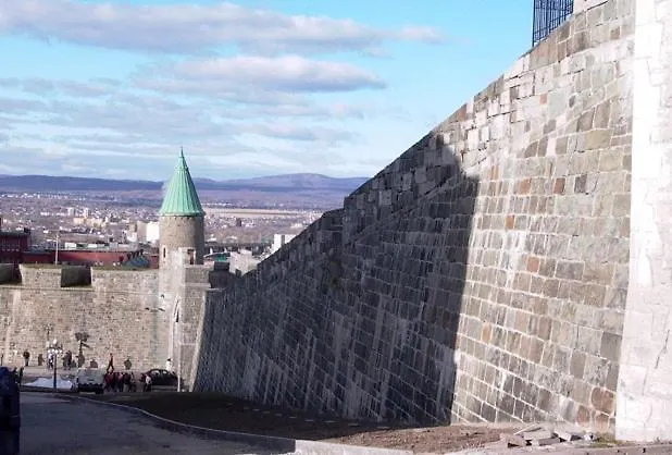 Charmant Loft - 20 Min A Pied Vieux-Quebec !